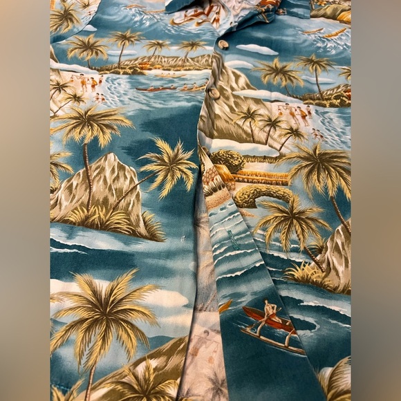 Vintage Aloha Republic Hawaiian Shirt - Made in Hawaii - Size L - Picture 2 of 4